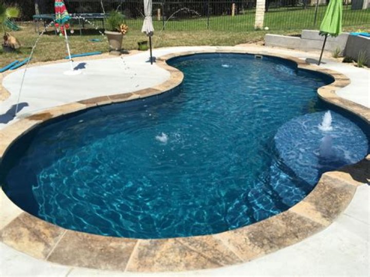 How much is a 16×32 inground pool
