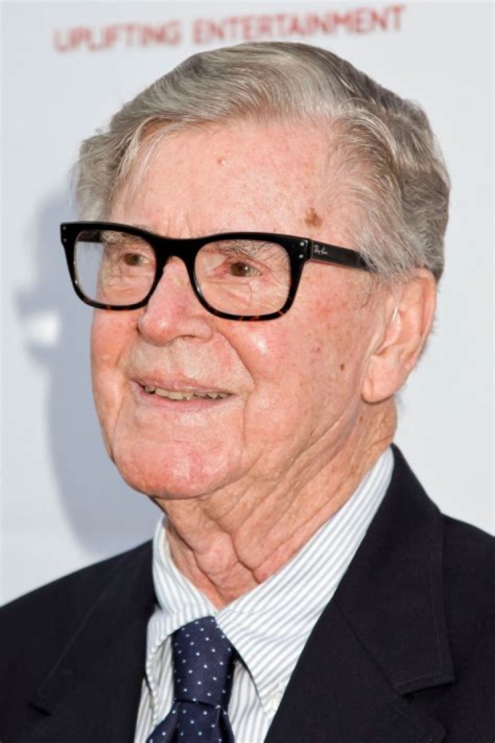 How much is Earl Hamner Jr. worth