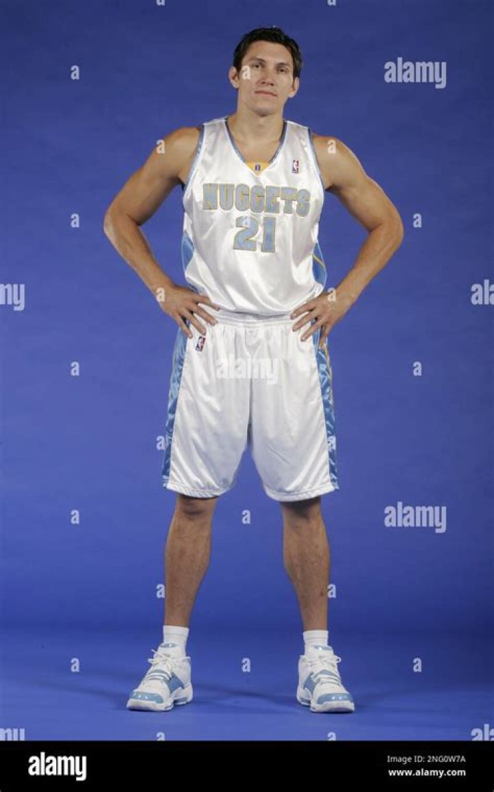 How much is Eduardo Escobar worth