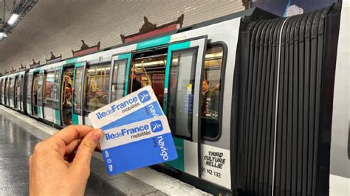 How much is metro ticket in Paris