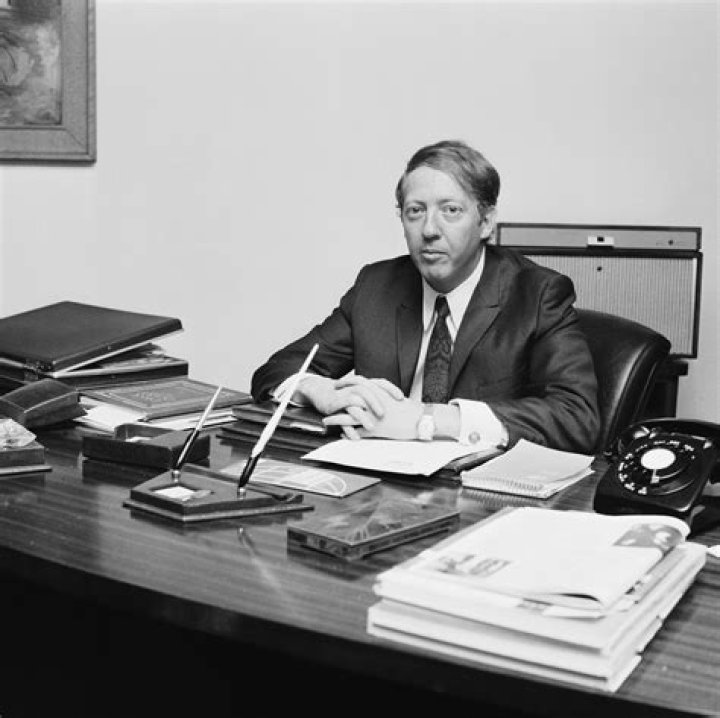 How much is Robert Stigwood worth